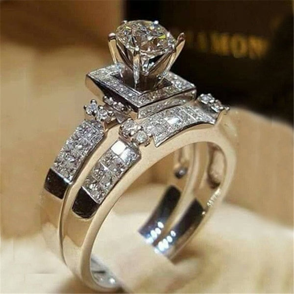 Elegant rings for Women Sliver Color